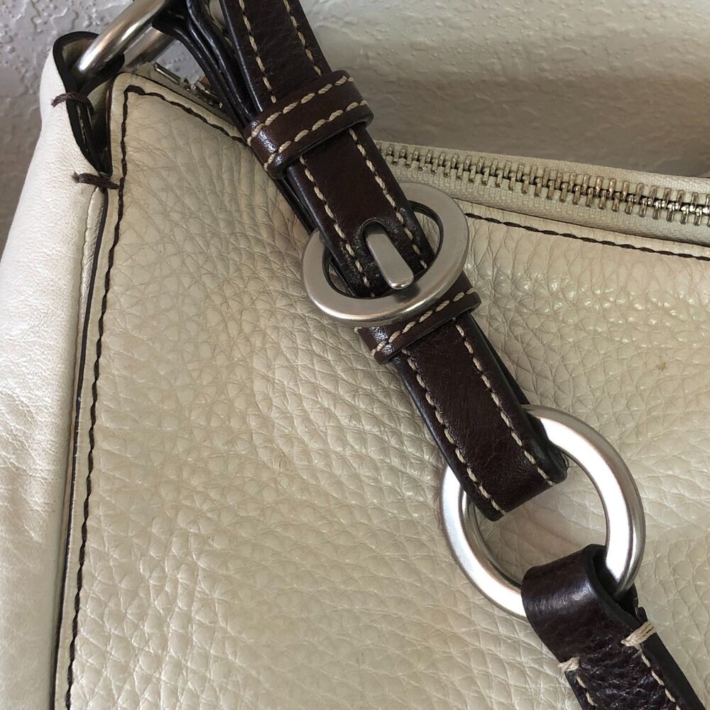 Coach Chelsea Pebble Leather Hobo Bag White Green Interior  8E98 - Picture 6 of 11